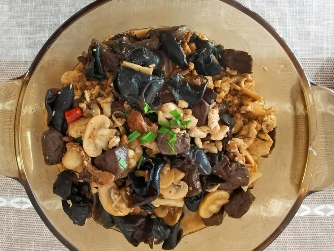 鸭血烧豆腐