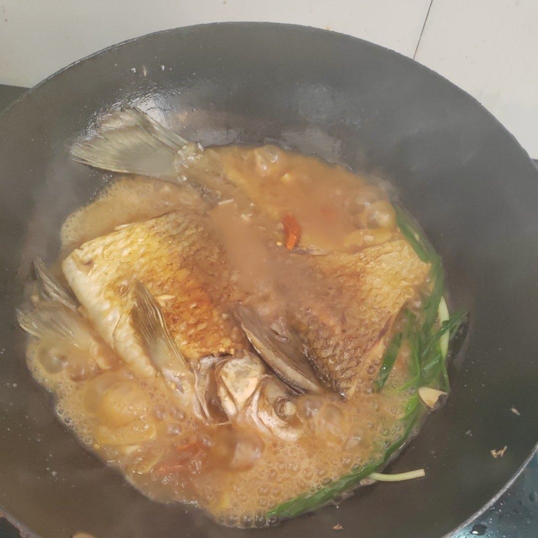 红烧鳊鱼
