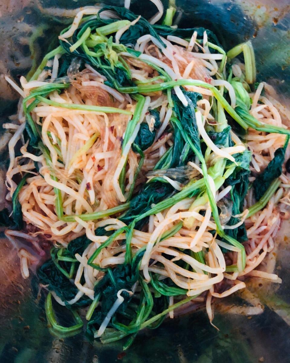 豆芽菠菜拌粉丝