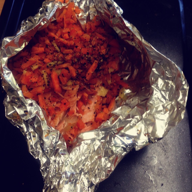 锡纸烤三文鱼  （Salmon Baked in Foil）