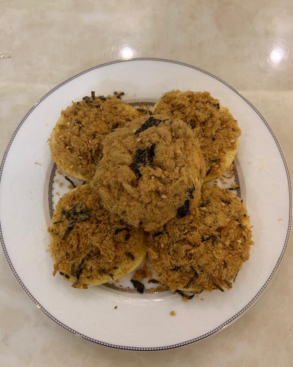 美味海苔肉松小贝