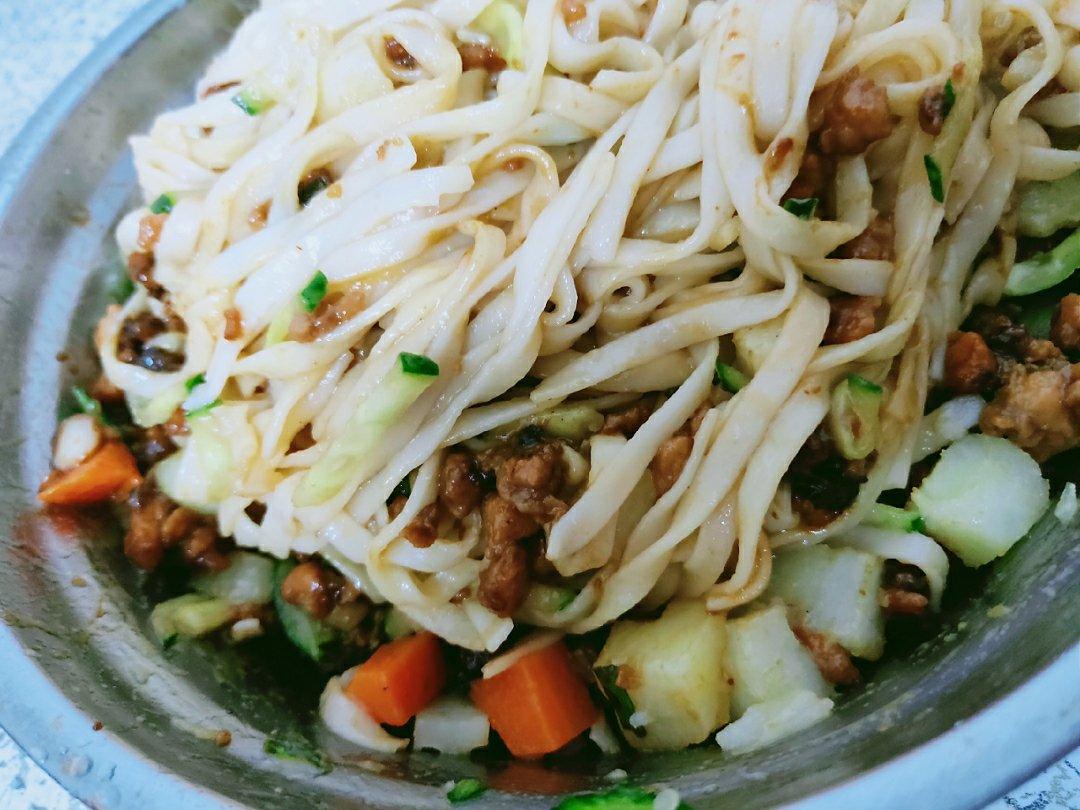 炸酱面