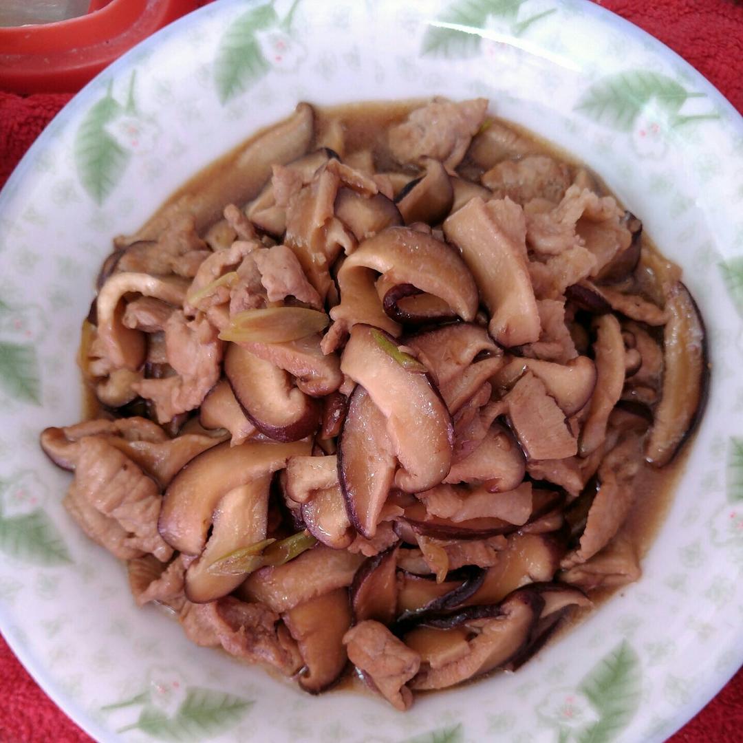 香菇炒肉
