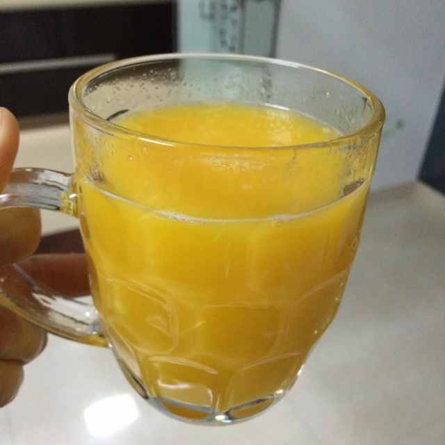 延小张做的百分百鲜榨橙汁