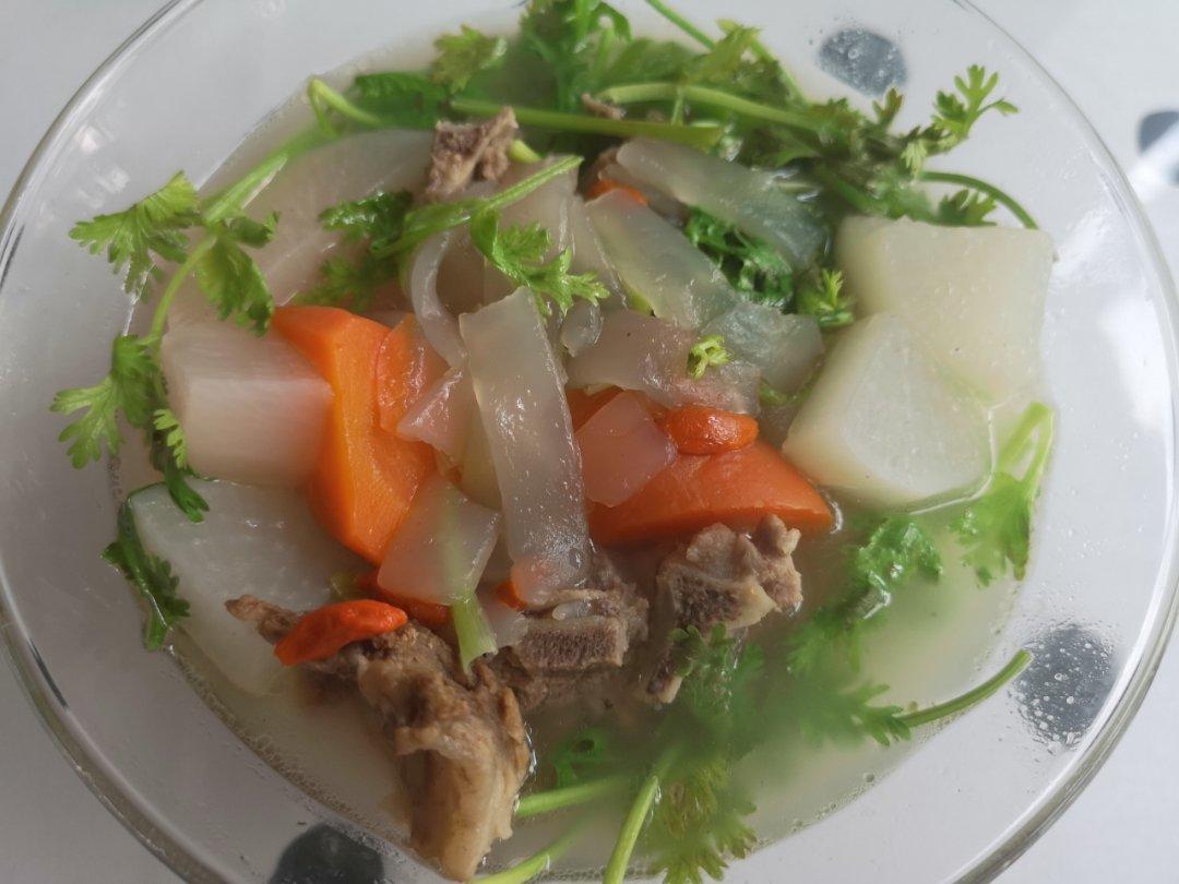 暖暖羊肉汤