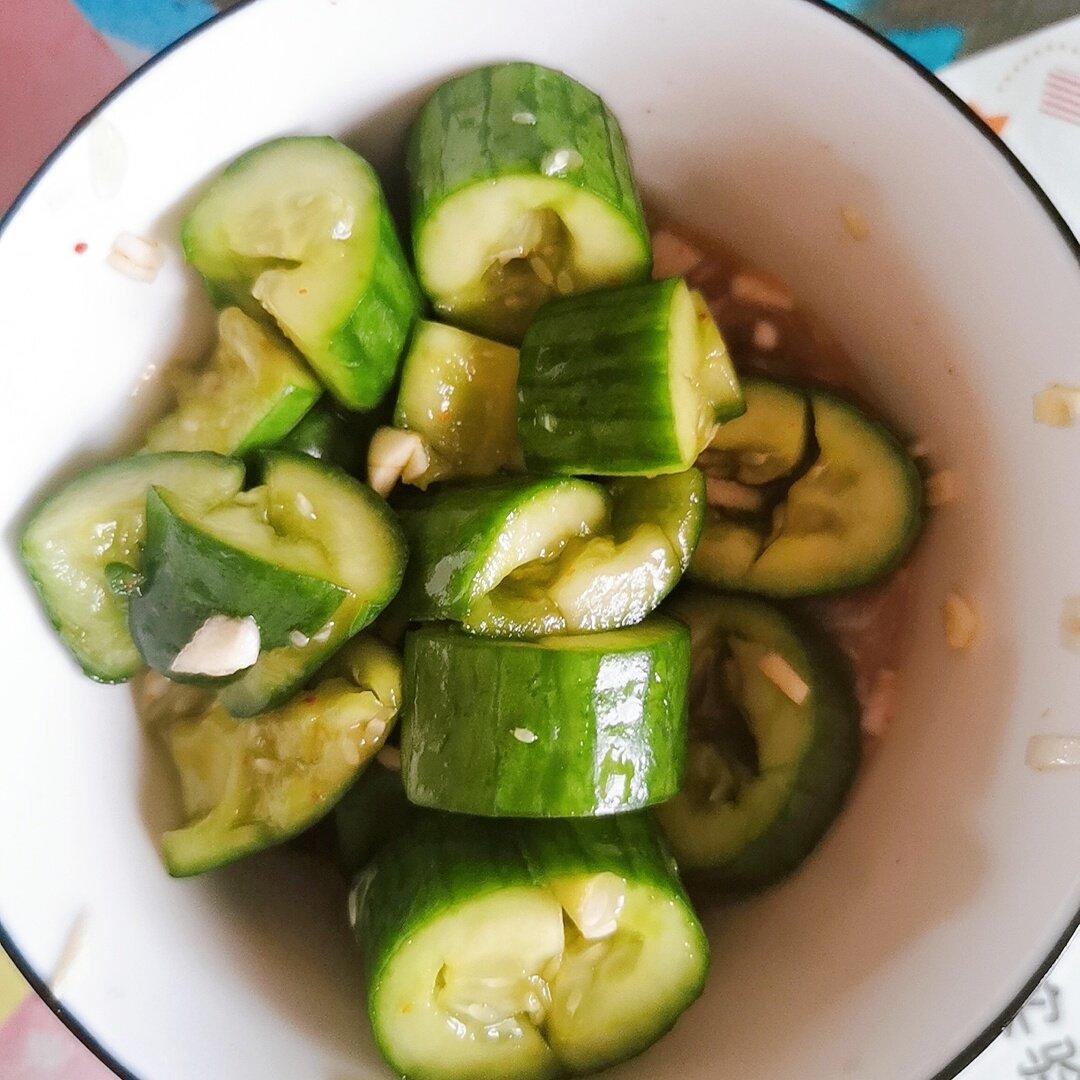 国民凉菜——拍黄瓜