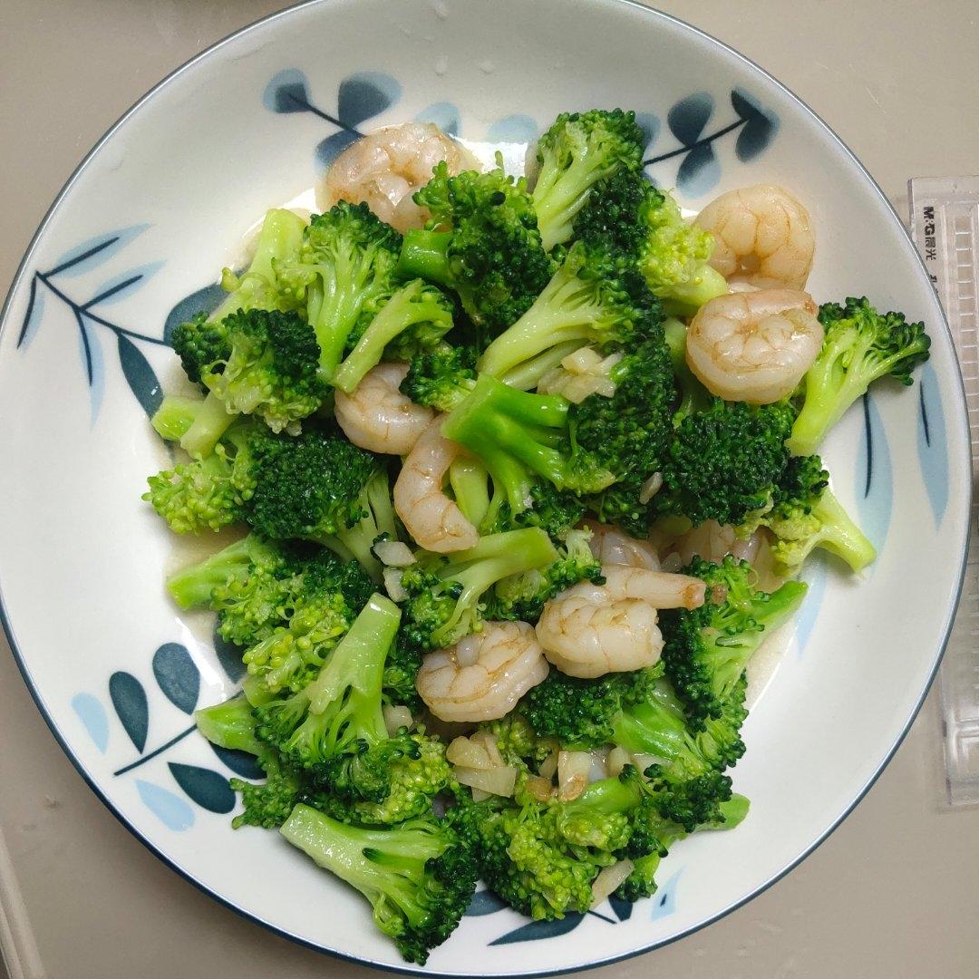 虾仁炒西兰花