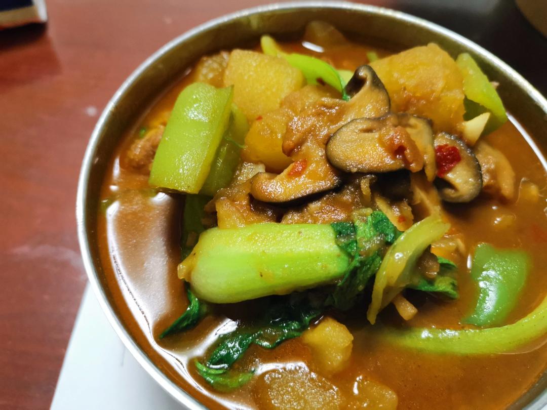 红烧土豆炖鸡块（鸡腿）