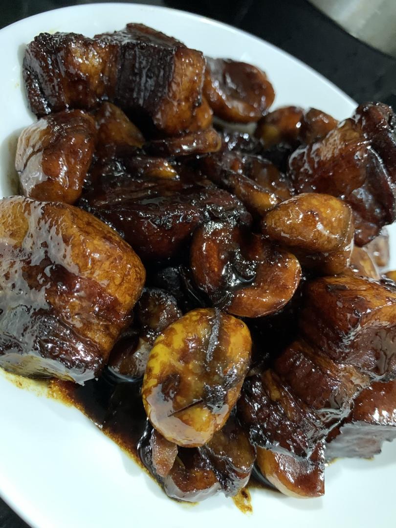 【板栗红烧肉】