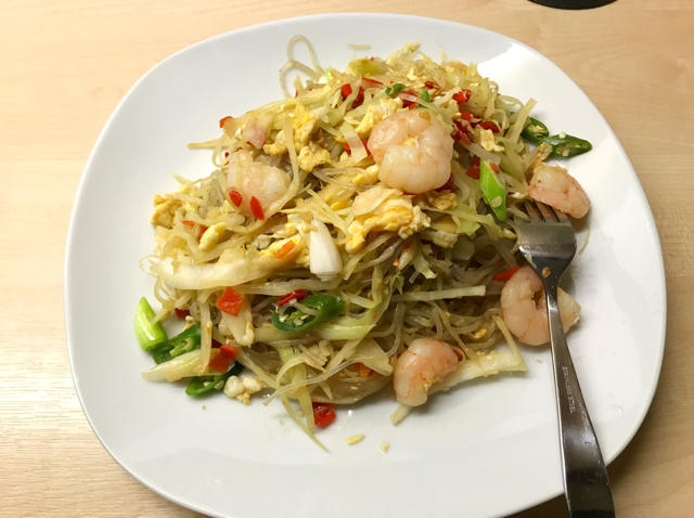 包菜炒粉丝