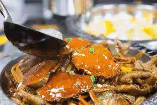 超下饭的美味肉蟹煲