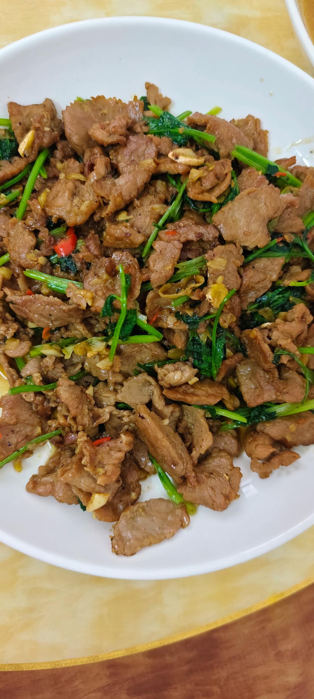 小炒黄牛肉