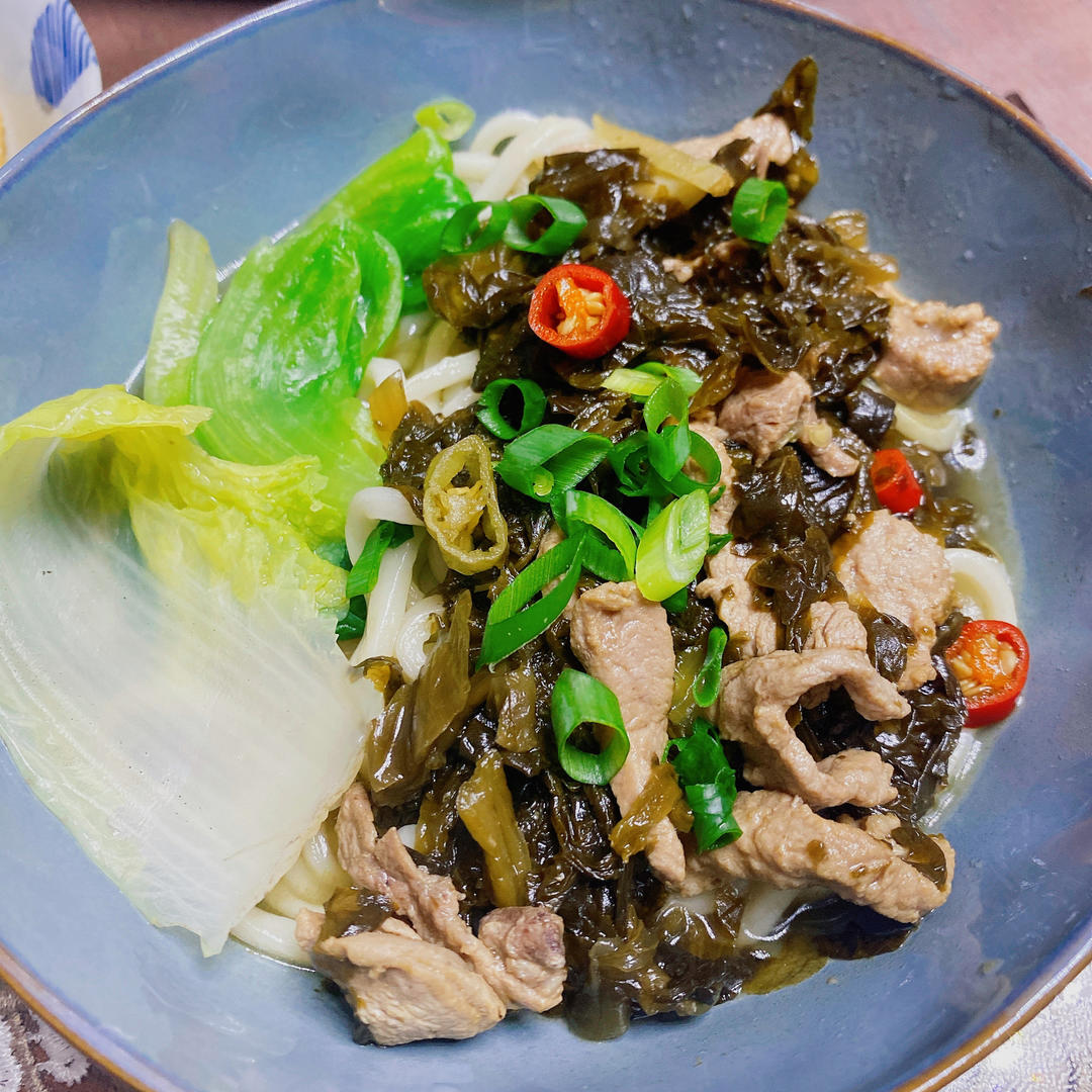 酸菜肉丝面