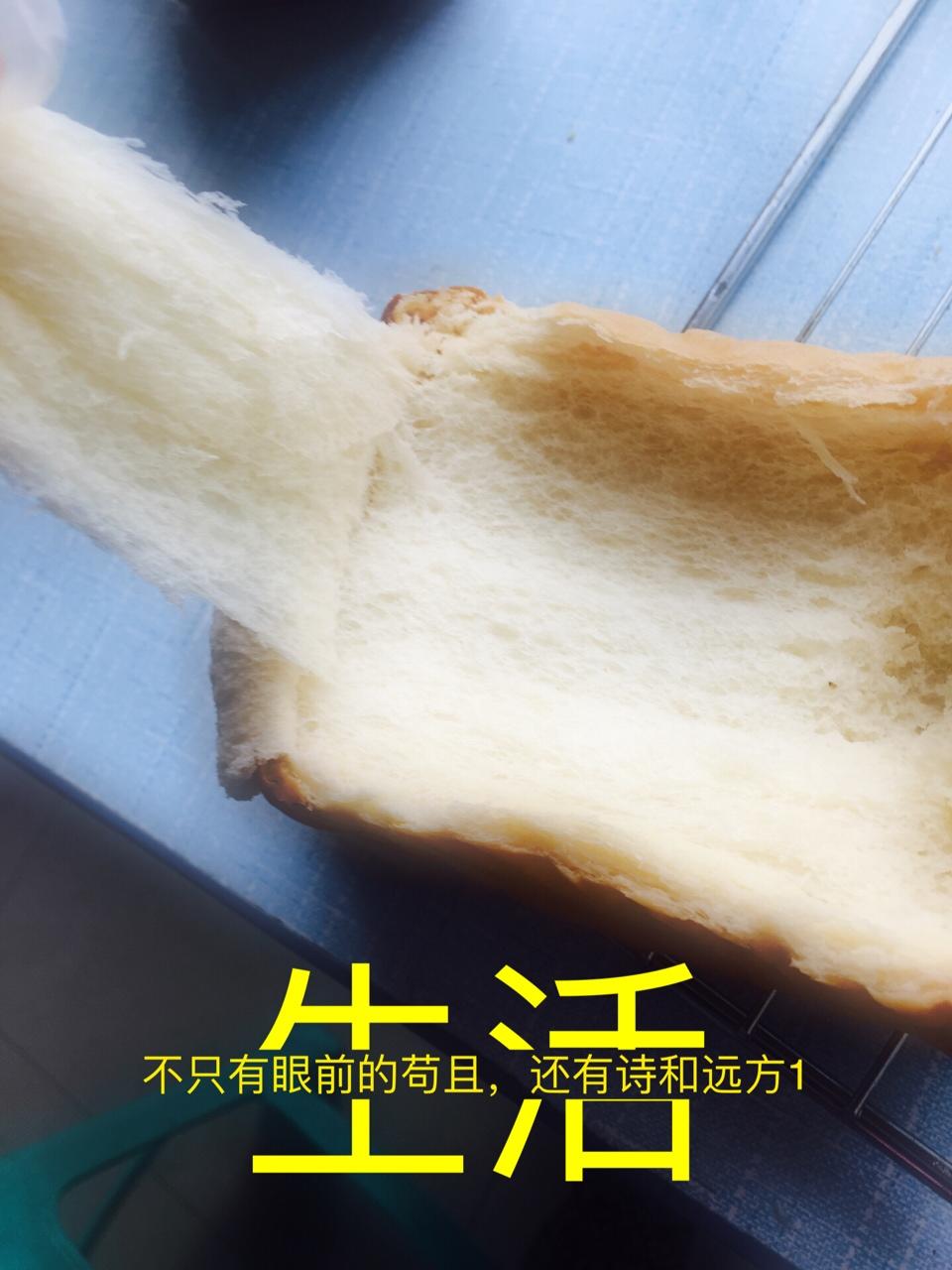 纯奶手撕吐司的做法 步骤1