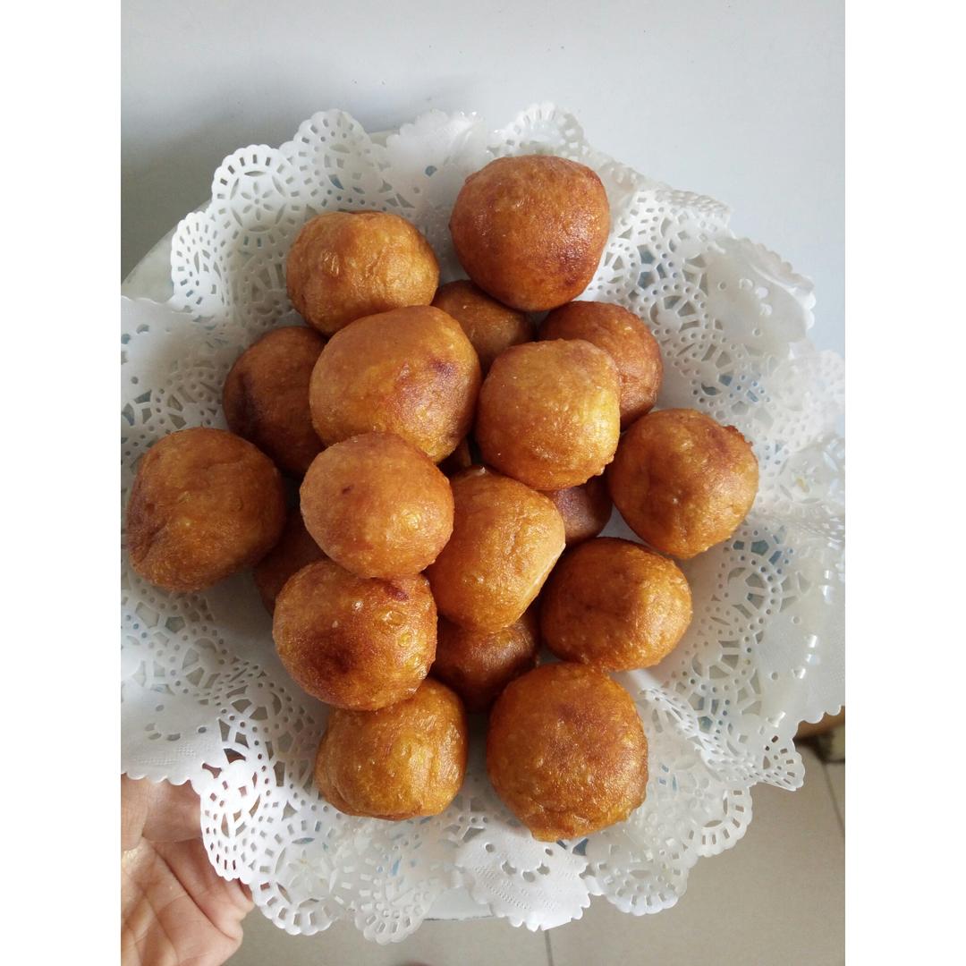 妈妈教炸的红薯丸子