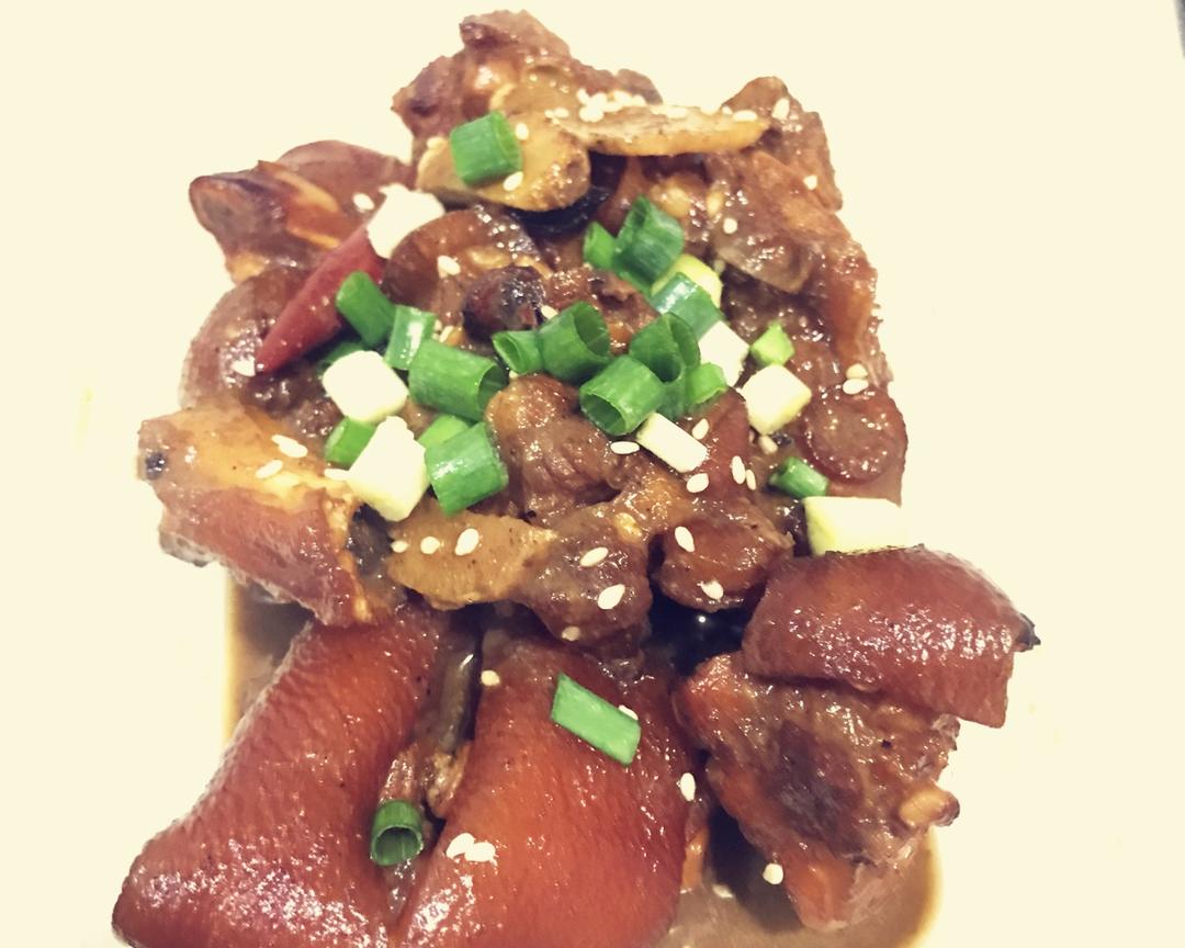 红烧猪脚的做法