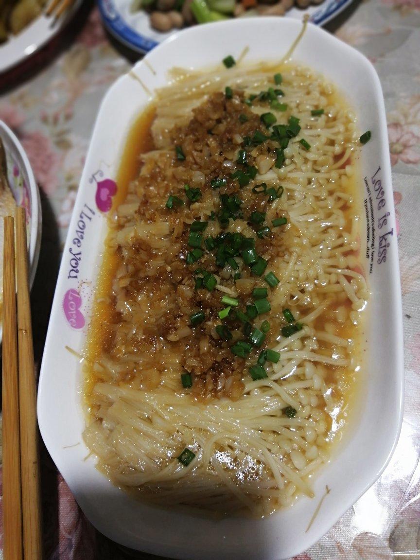 蒜蓉蒸金针菇