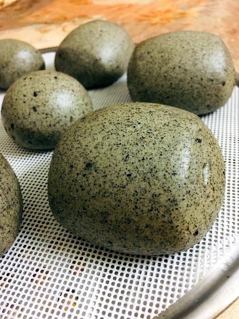 奶香黑芝麻刀切馒头