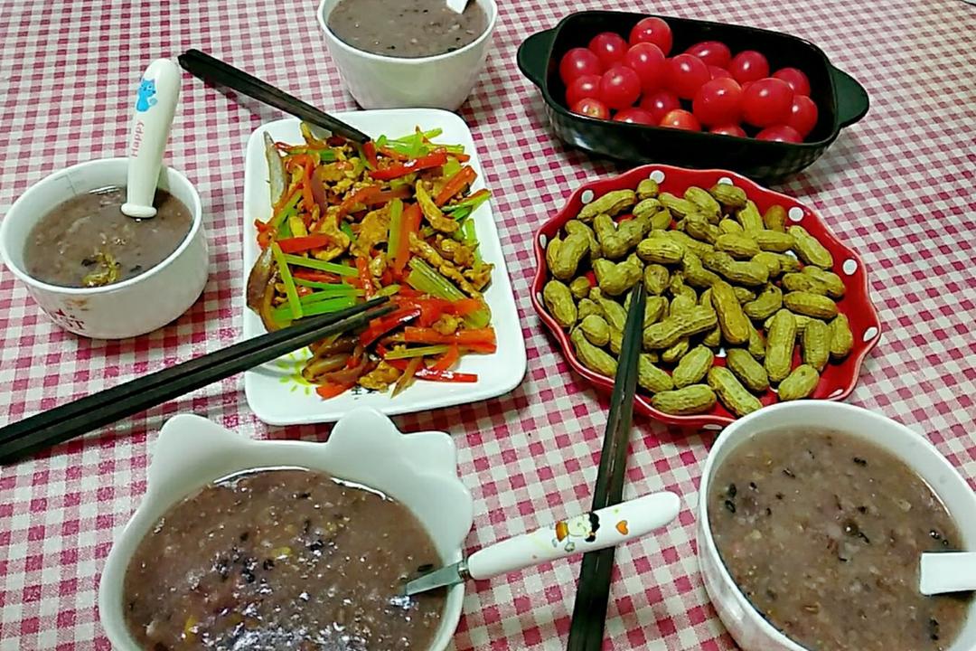 中学生的花样早餐
