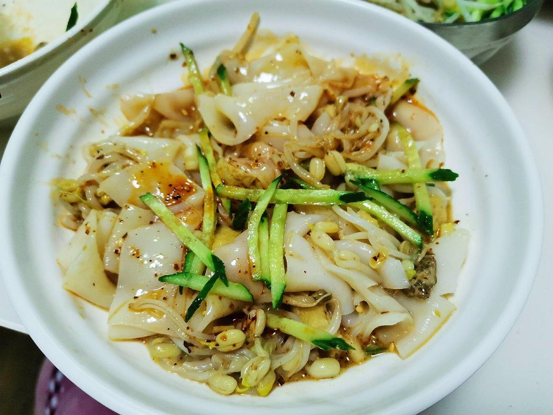凉皮-家庭自制（告诉你自己做更劲道的秘诀）