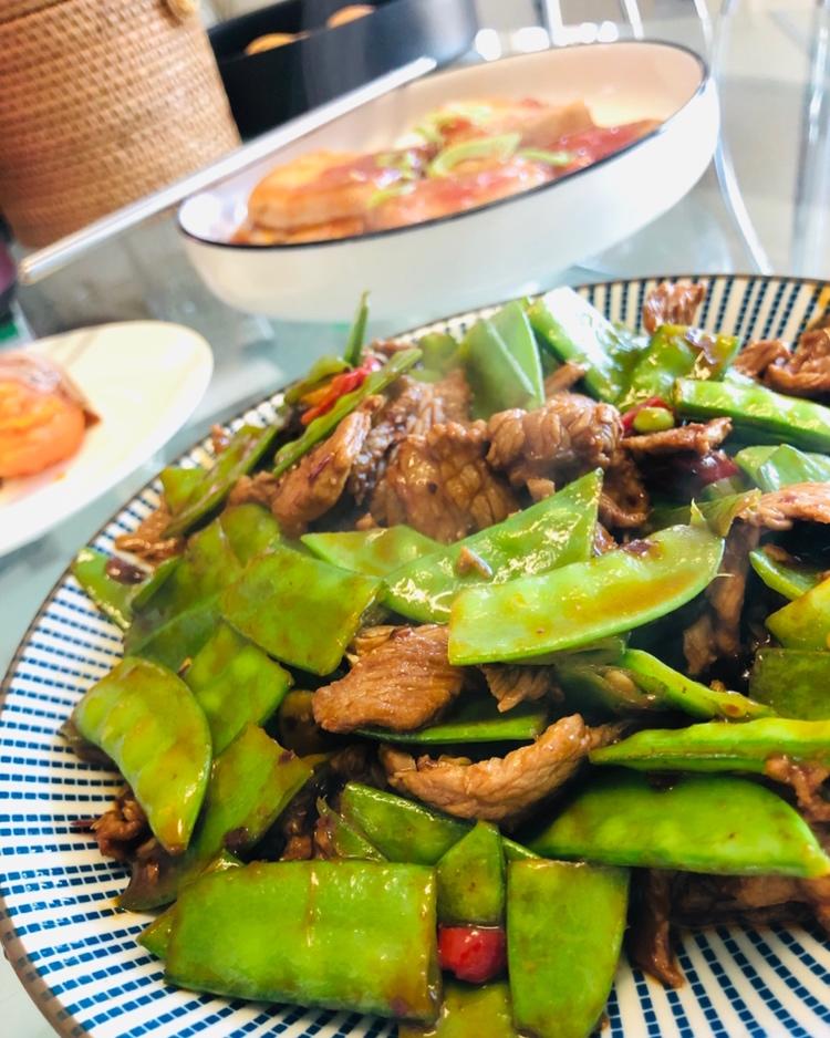 老干妈肉沫炒荷兰豆