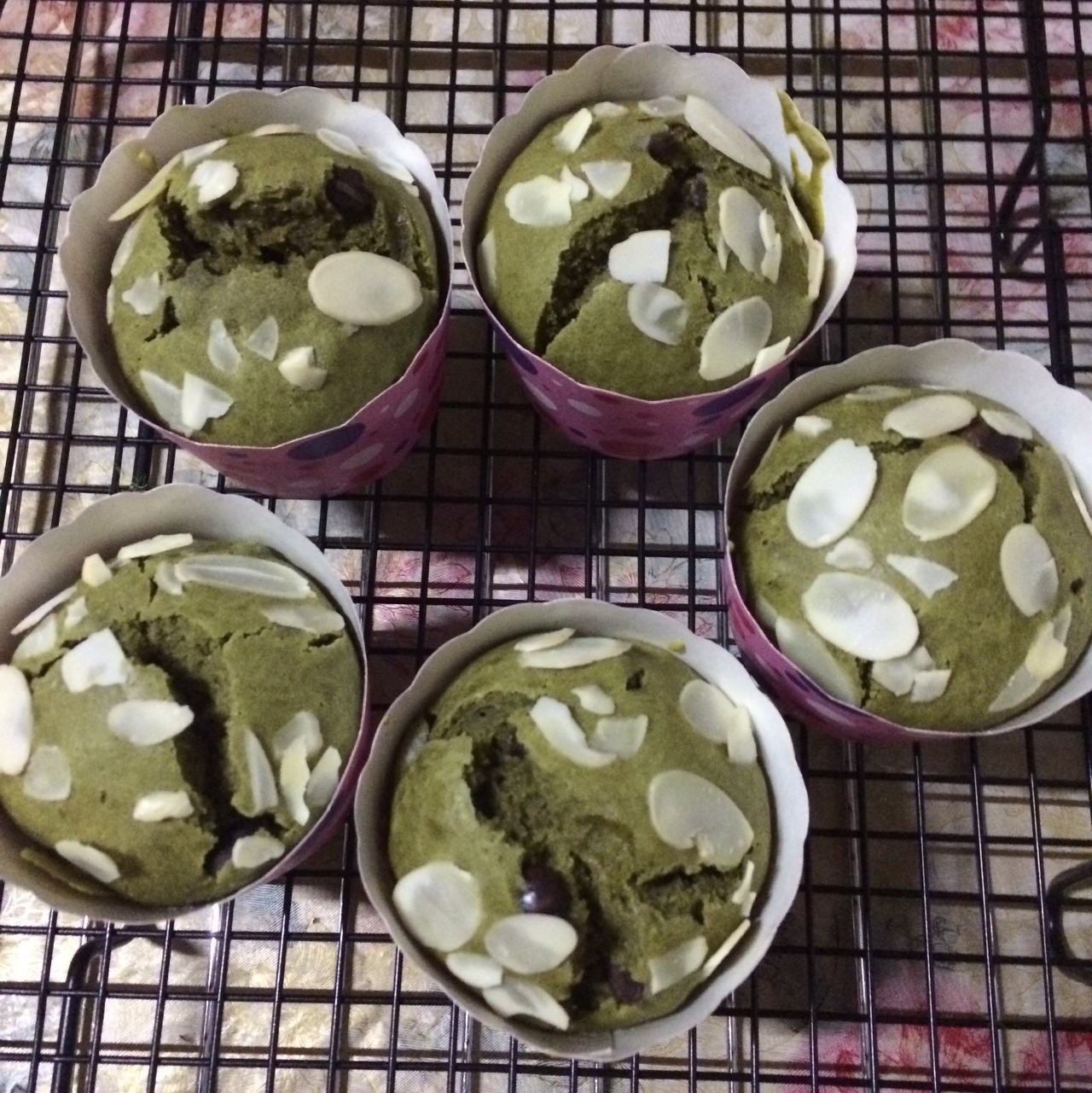 抹茶蜜红豆麦芬蛋糕