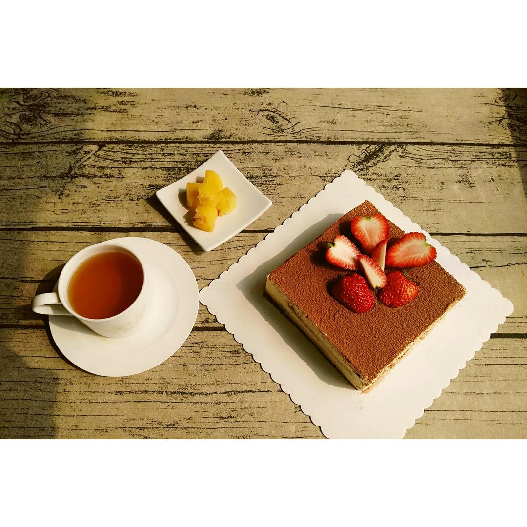 蜂蜜提拉米苏
（贴心的盒子蛋糕）