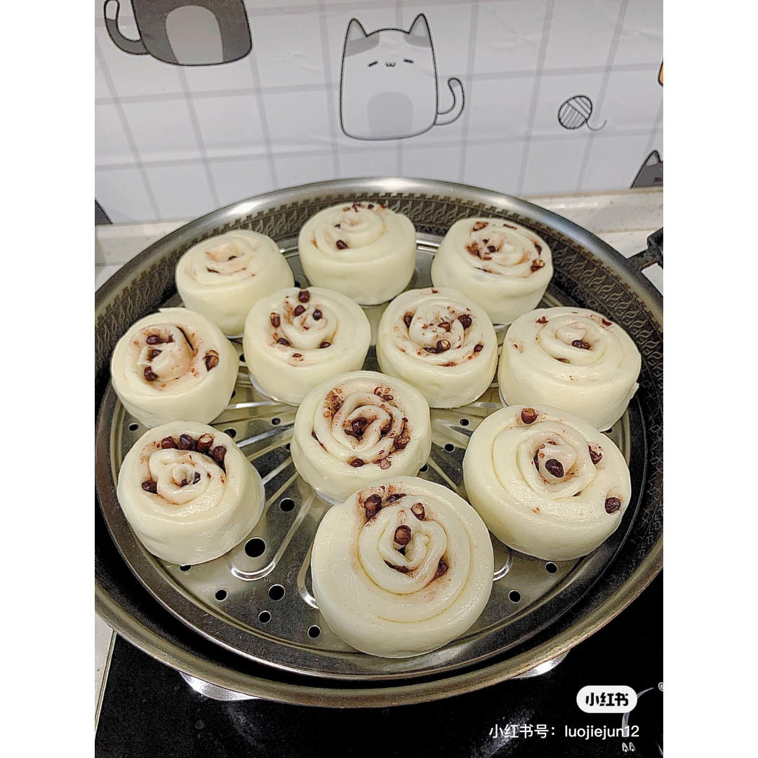 甜甜软软🍥牛奶蜜豆馒头卷
