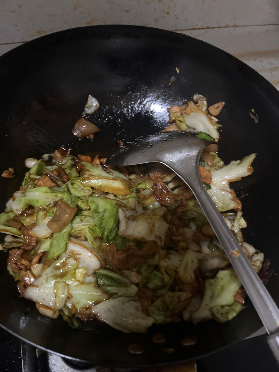 酸爽开胃的手撕包菜