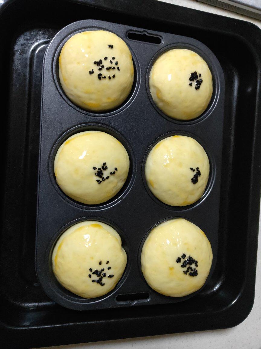 蜂蜜果酱小面包