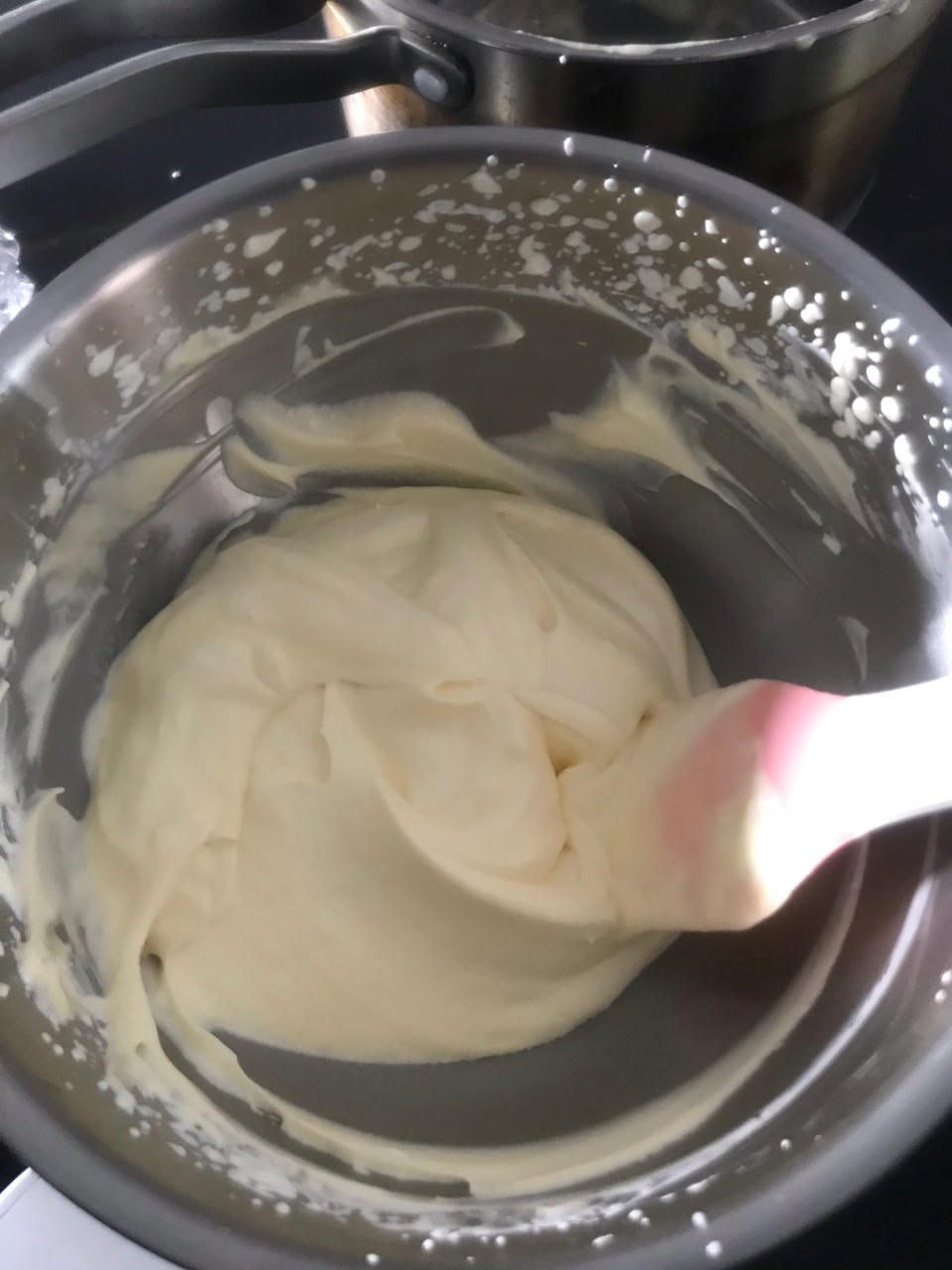 自制冰淇淋（懒人版无需搅拌的冰淇淋）