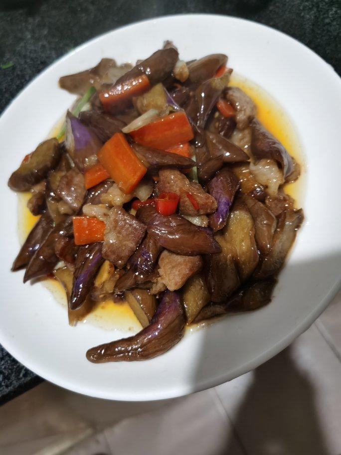 堂妈小厨——红烧茄子