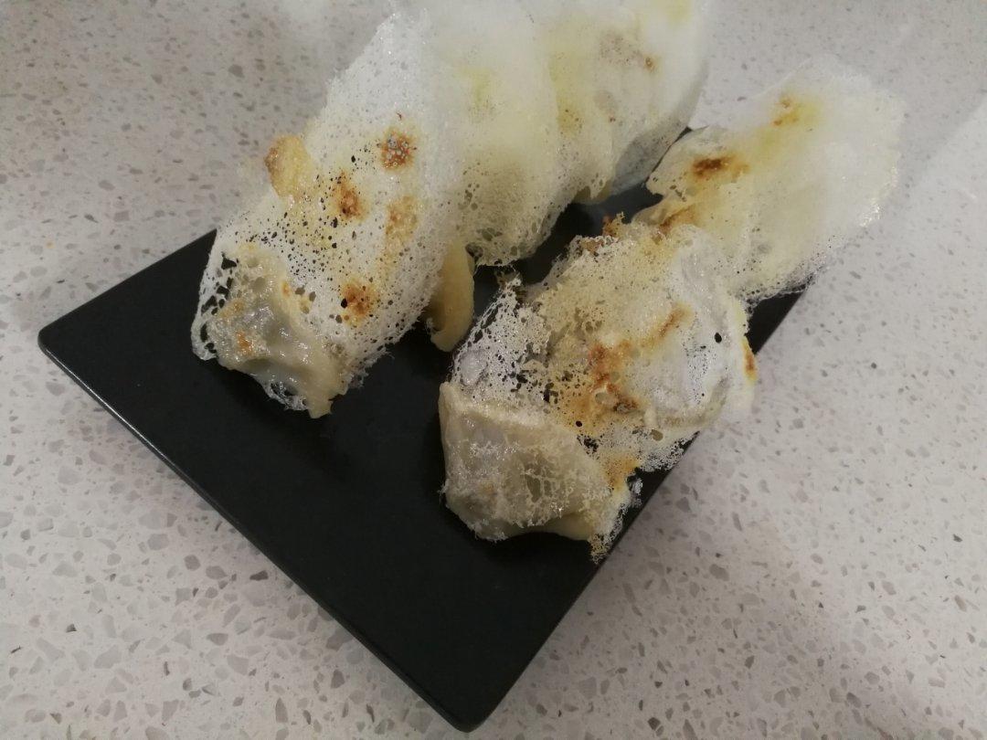 冰花蕾丝煎饺
