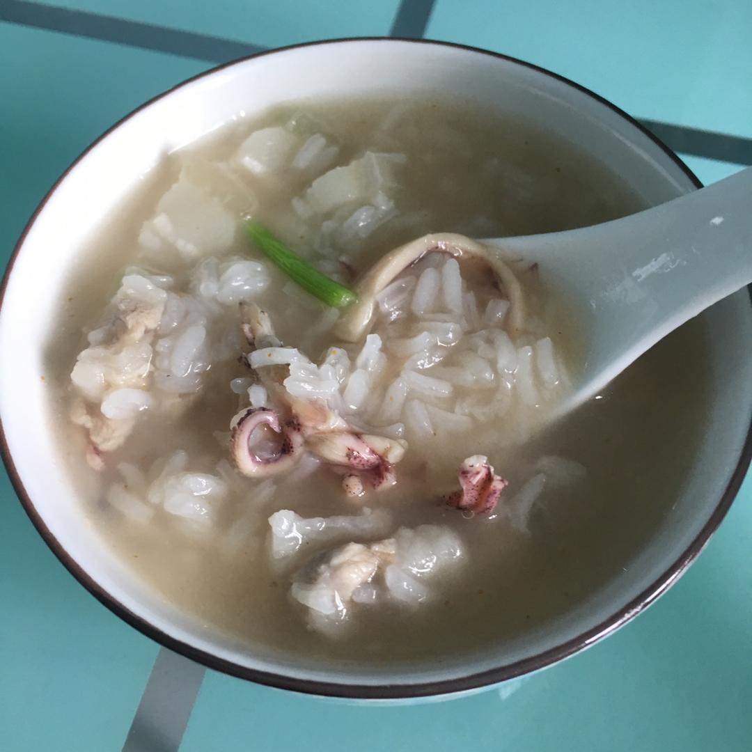 jmbh做的家常瘦肉鱿鱼粥