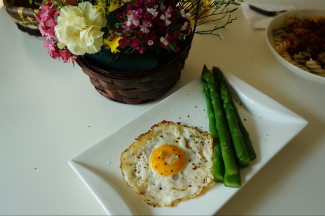 蛋蛋香气之芦笋煎蛋