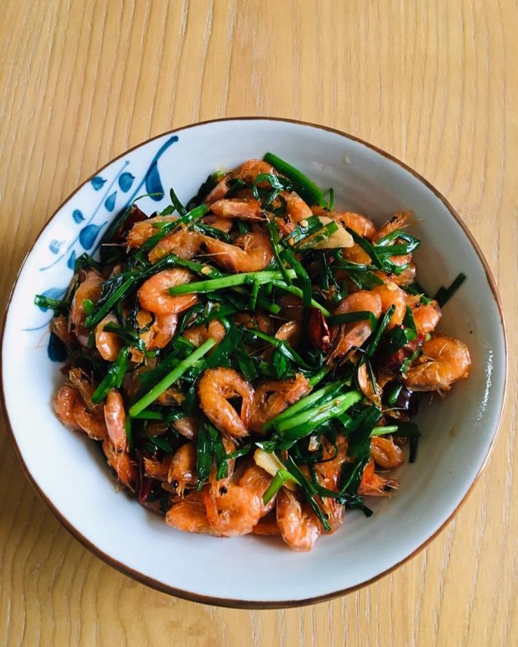 小河虾炒韭菜