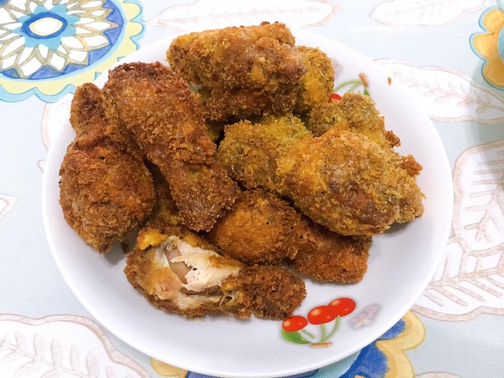 面包糠炸鸡腿