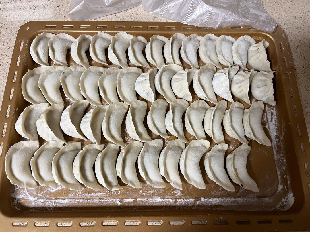 手工揉面三分钟，又韧又薄又好包的饺子皮