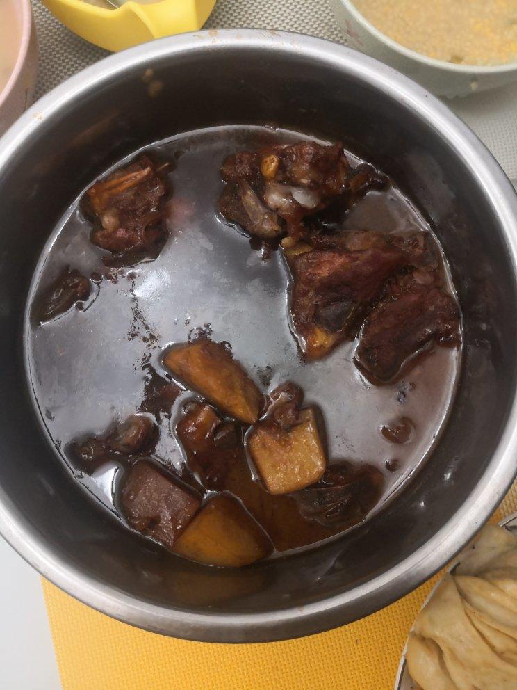 红烧土豆排骨