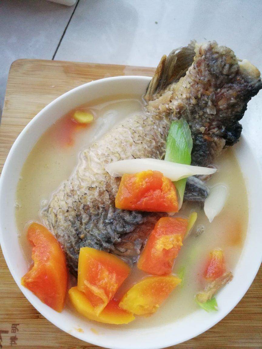 木瓜鲫鱼汤