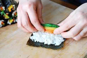 儿童紫菜包饭  꼬마김밥的做法 步骤8