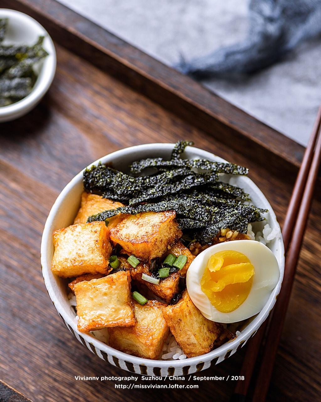 黄油煎鱼豆腐盖饭 配照烧酱汁