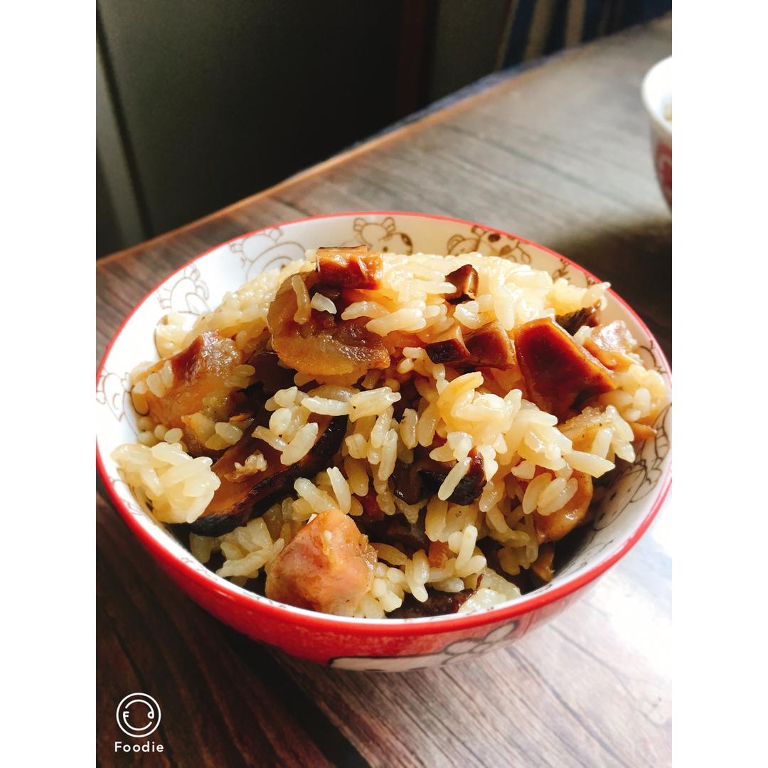 电饭锅版香菇腊肠饭