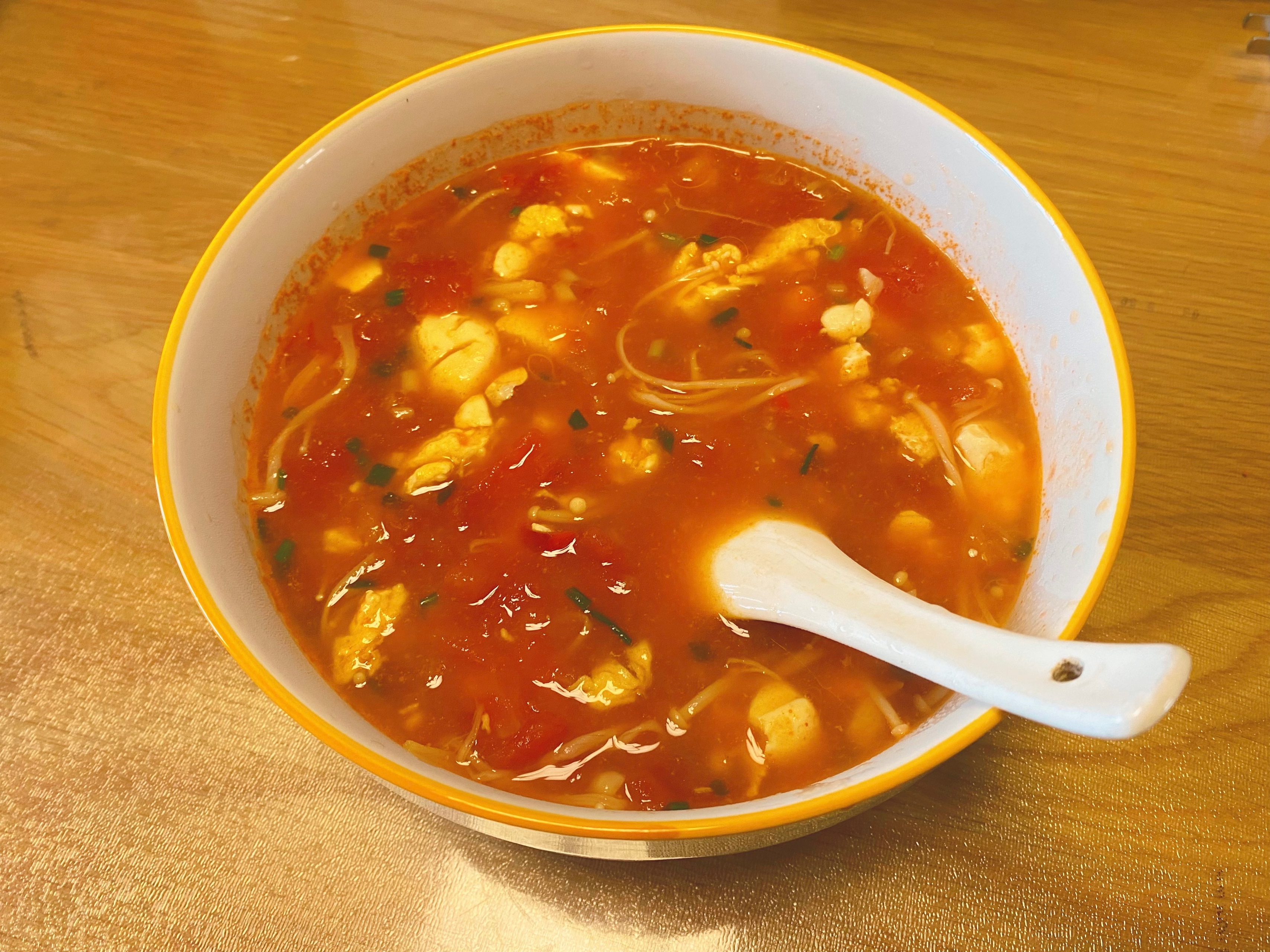 浓郁番茄金针豆腐蛋汤的做法