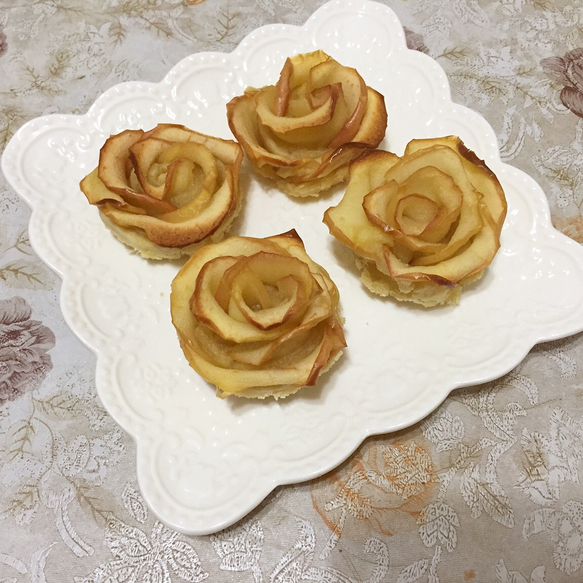 玫瑰苹果卷