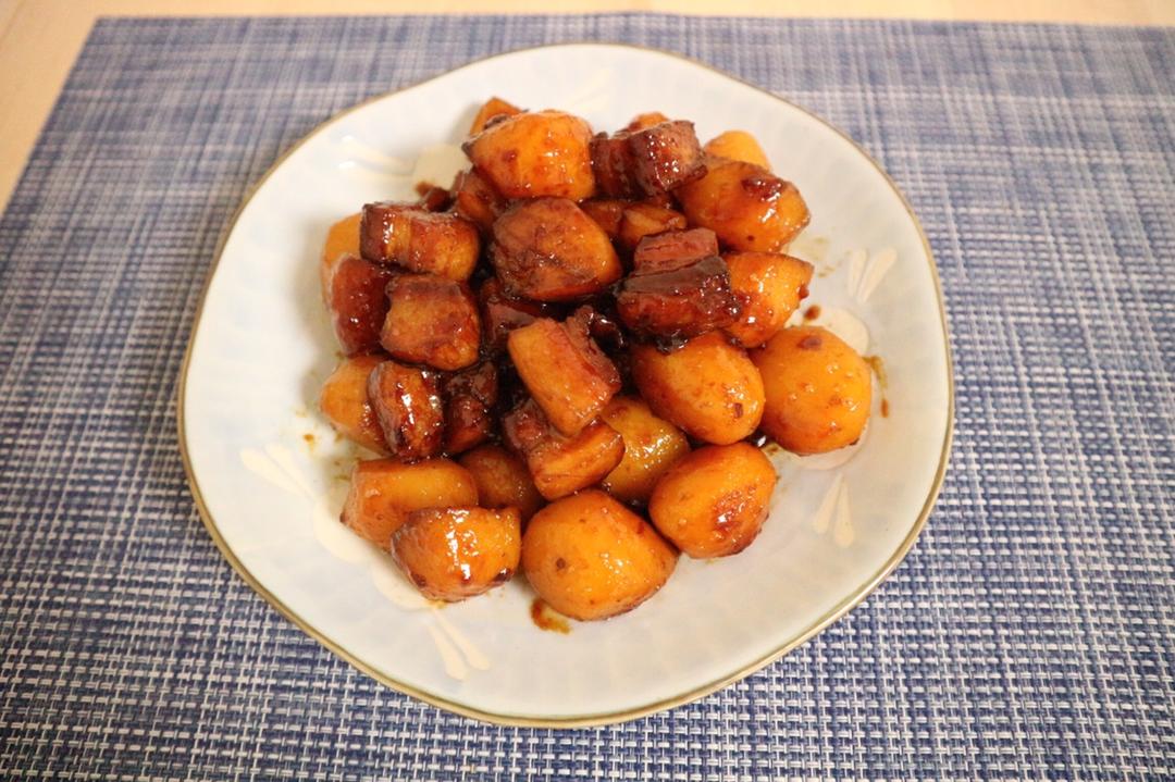 小土豆红烧肉