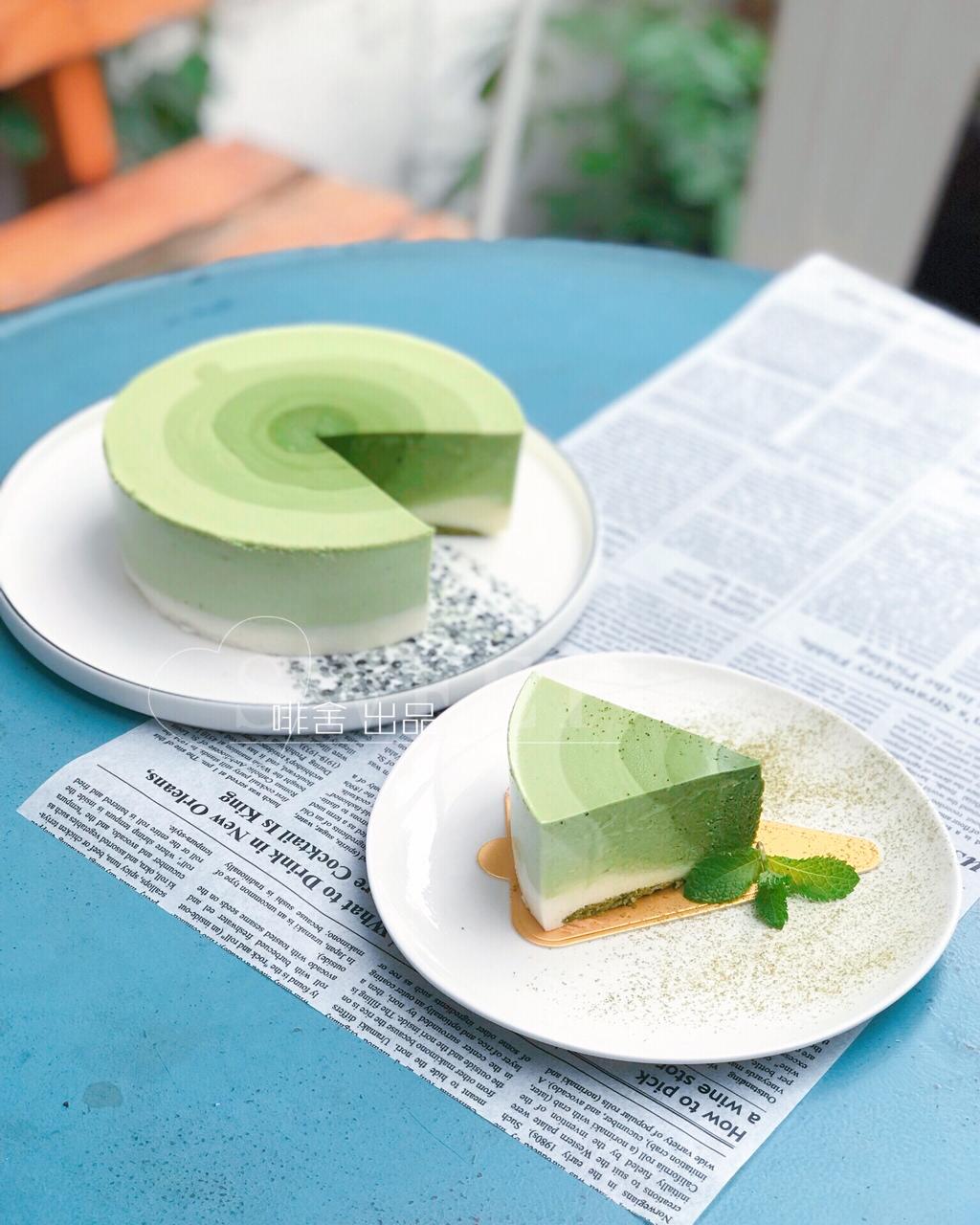渐变抹茶慕斯蛋糕：我Amanda带着既美又作的抹茶甜点又来了！【曼食慢语】