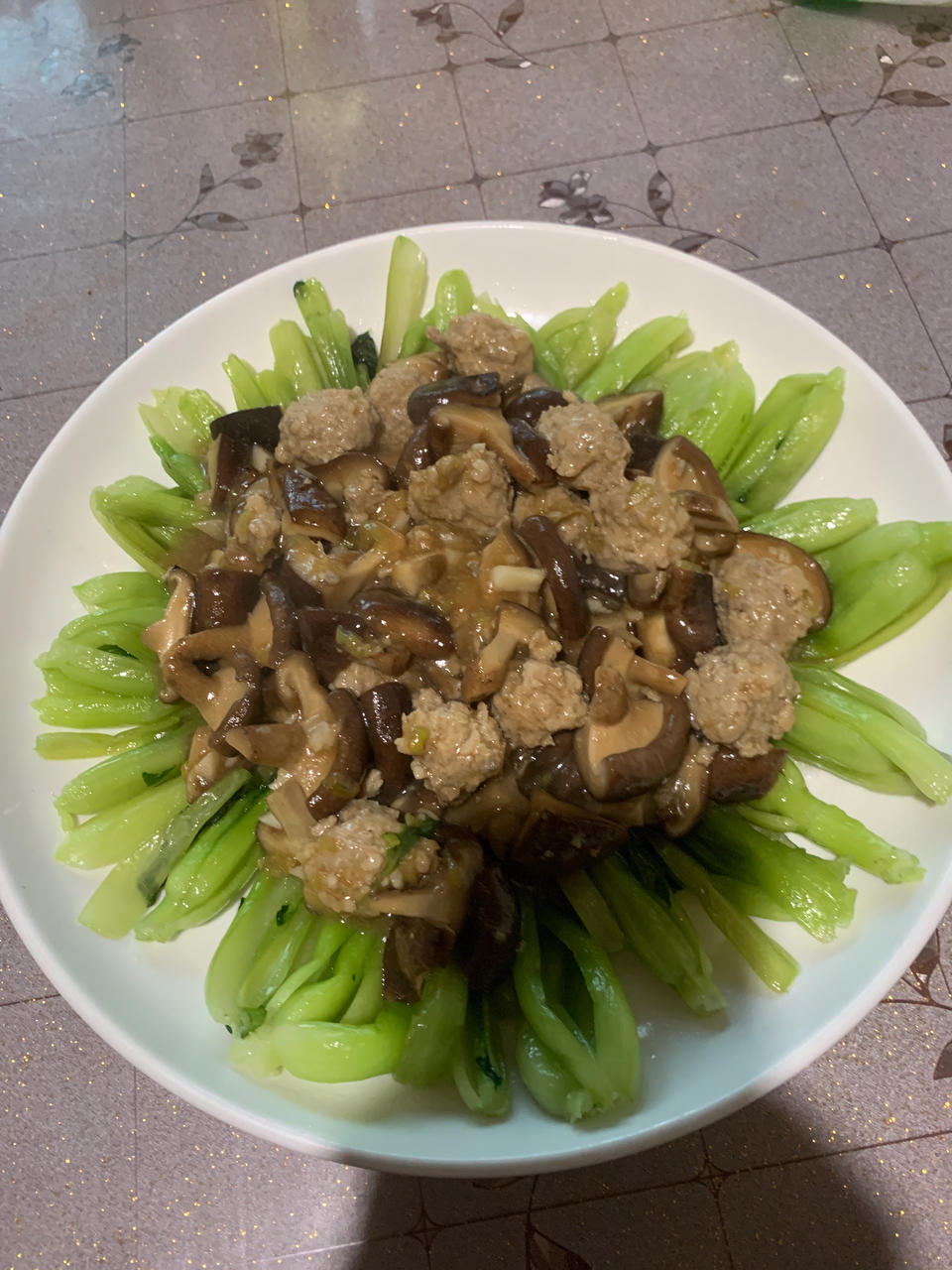 【香菇油菜】营养丰富，色香味俱全年夜菜