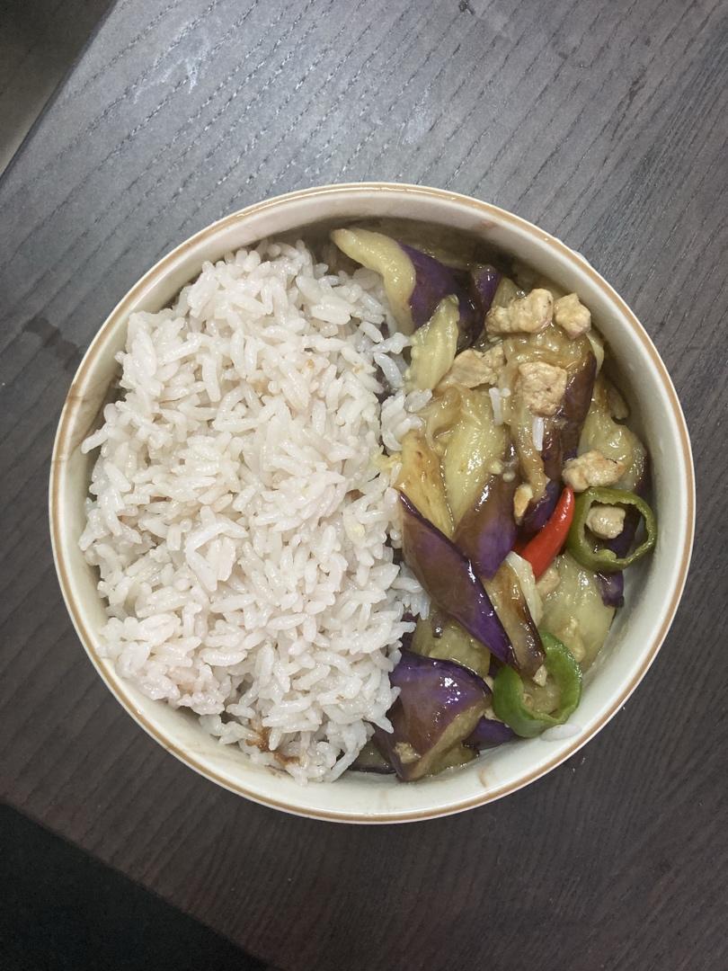 【小高姐】烧茄子 简单方法做出好颜色和好味道的茄子