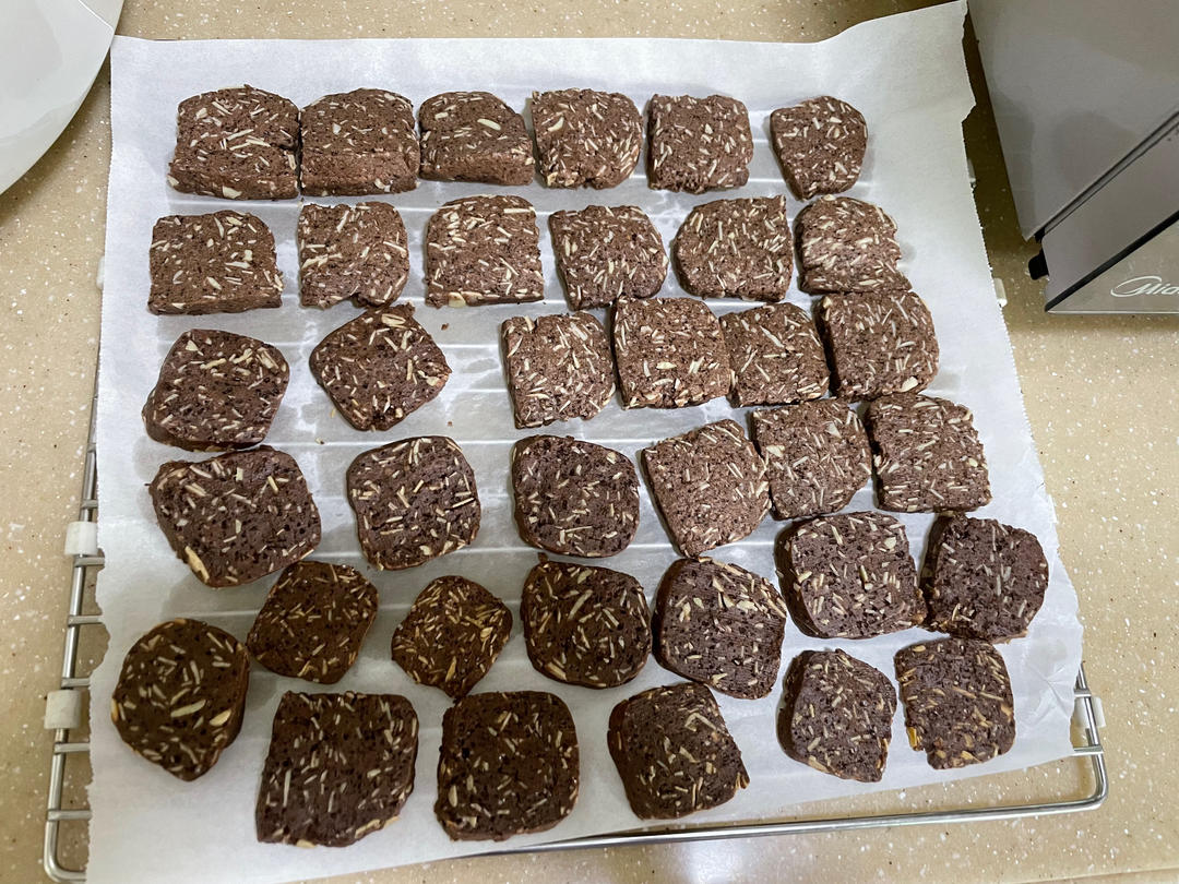 咖啡控☕️超浓郁杏仁咖啡曲奇｜搅一搅就搞定